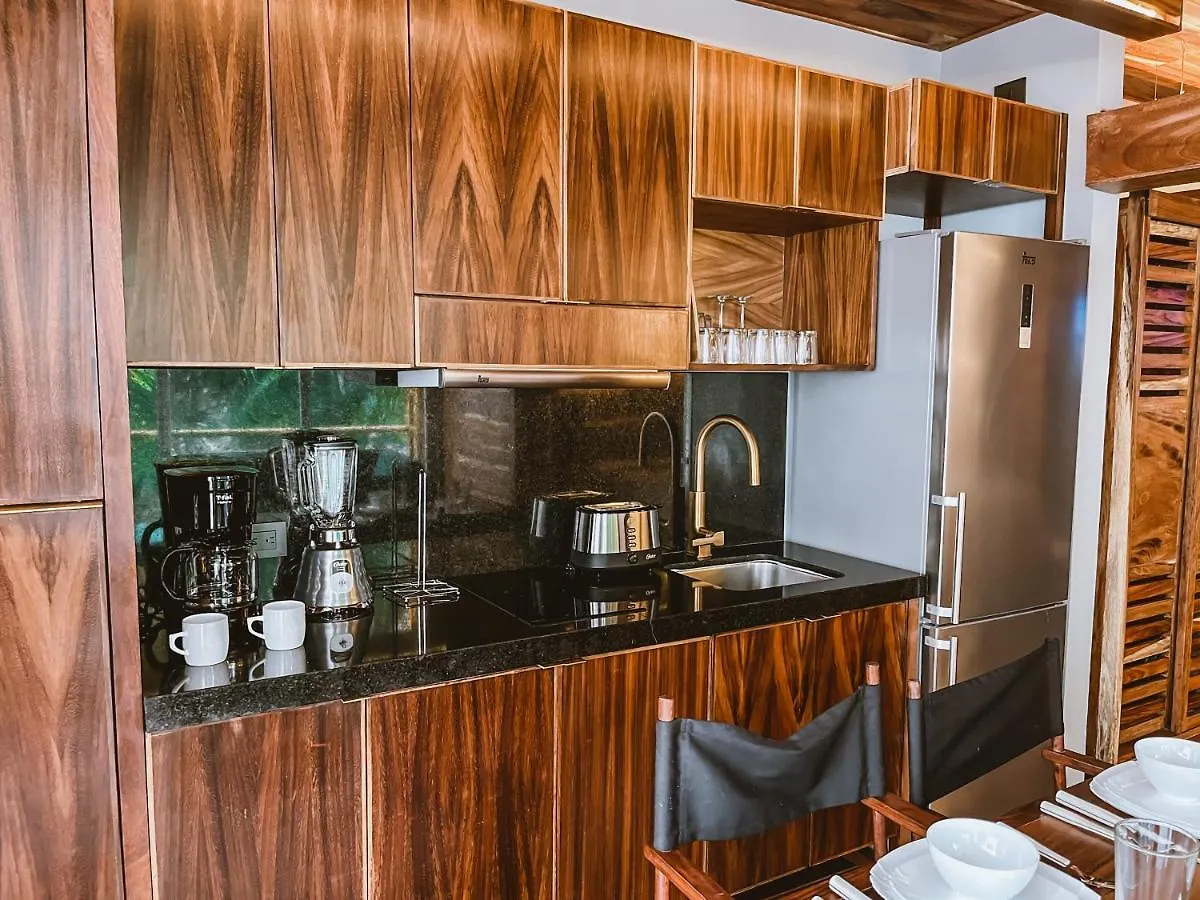 Nautical Design Apartment Near Beach Playa del Carmen Mexiko